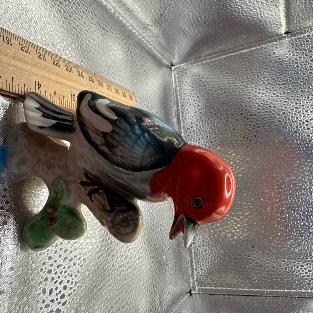 Red and Black Porcelain woodpecker - Picture 4 of 7